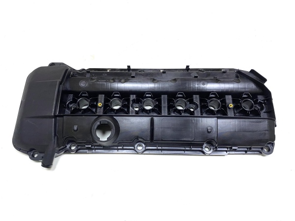 OE:1112 7512 839 Valve Cover